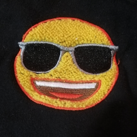 Black sweater - Picture 2 of 4